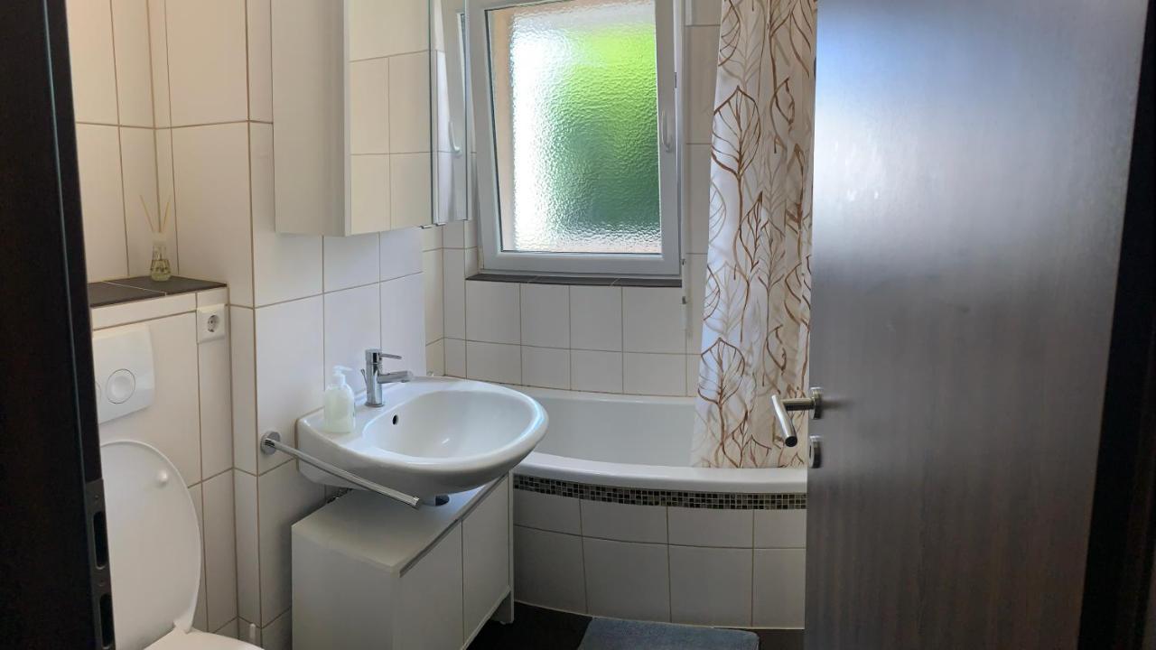 Große und helle Ferien Wohnung mit Parkplätzen Laufenburg Exterior foto