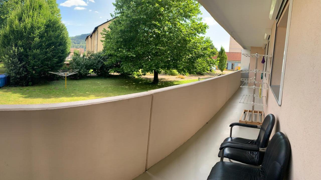 Große und helle Ferien Wohnung mit Parkplätzen Laufenburg Exterior foto